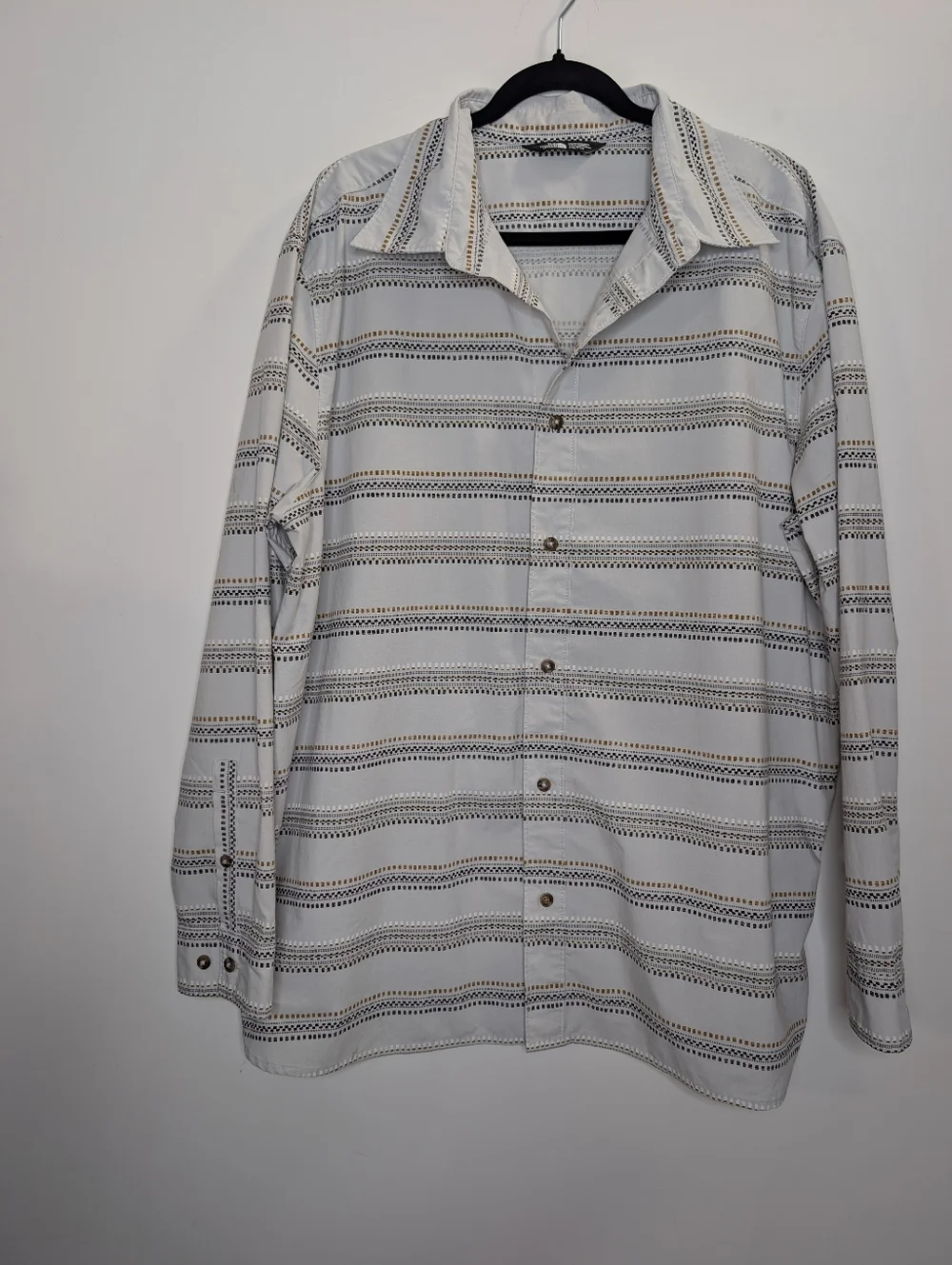 The North Face Button-Up Shirt XXL Tribal Stripe Outdoor Camp Shirt